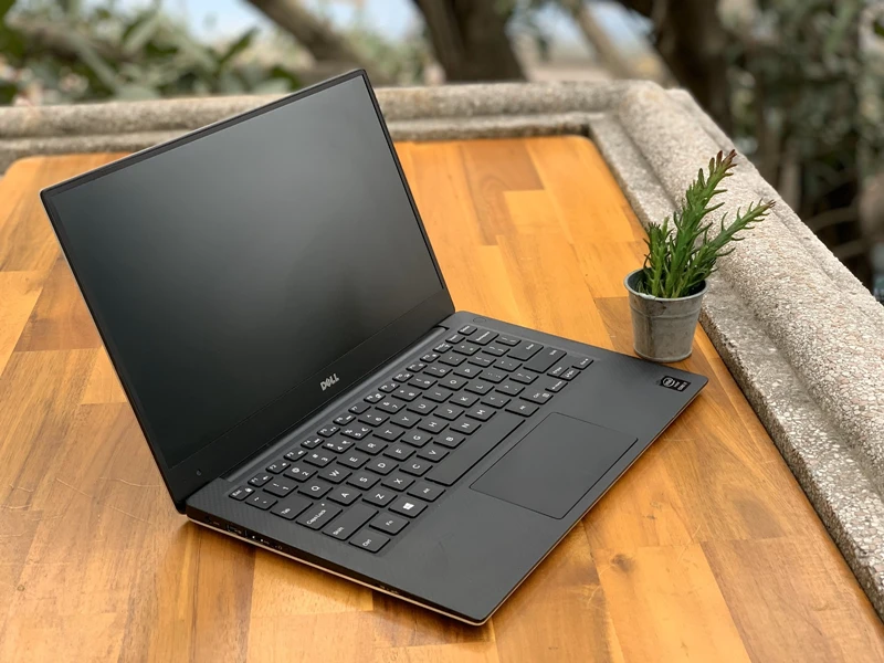 Mẫu Laptop Dell