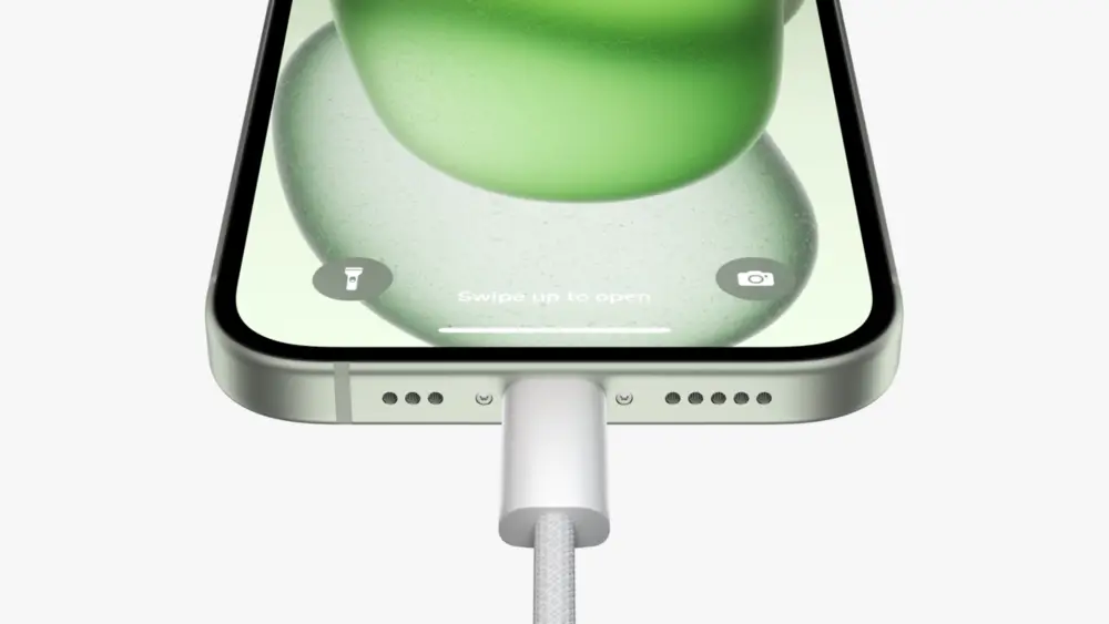 iPhone 15 được thay đổi sang cổng sạc USB-C giúp hỗ trợ sạc nhanh hơn