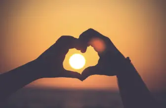 ghost trong tinh yeu la gi