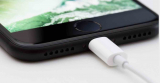 Bằng sáng chế về cổng Lightning chống nước tốt hơn của Apple