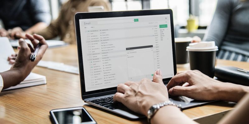 Cách soạn và gửi email cho người khác với Gmail trên máy tính