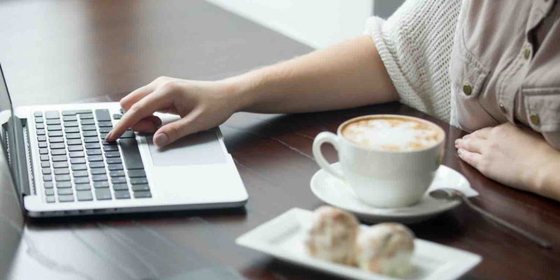 Cách sử dụng Laptop đúng cách để tăng tuổi thọ Pin Laptop