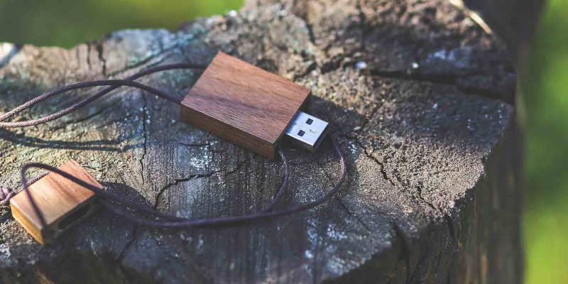Cách đặt mật khẩu cho USB bằng tính năng có sẵn trên Windows 10